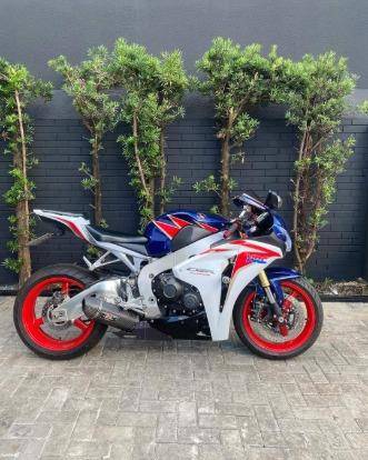 HONDA CBR 1000RR 